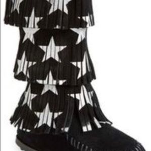 Minnetonka Kids Girls Boys Boots 3 Layer Fringe Star Boots Size 8 (Toddler)